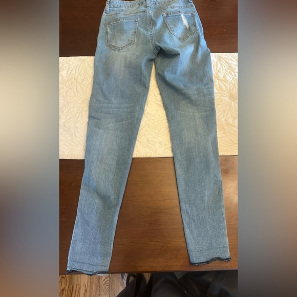 Contraband Stretchy Skinny Jeans Distressed Size 3 - Picture 2 of 4